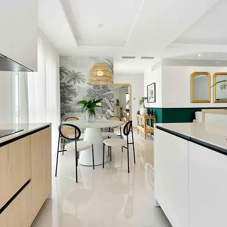 Gold Penthouse Apartment